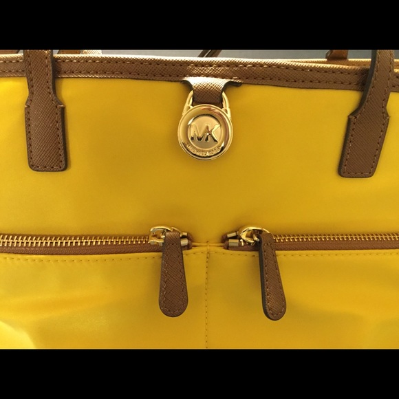 NWOT Michael Kors Gold Nylon/Brown Leather Purse - Picture 2 of 8